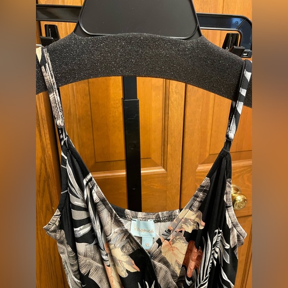 VGUC Veronica Tropical Print Jumpsuit (Size: Small) - Picture 6 of 8